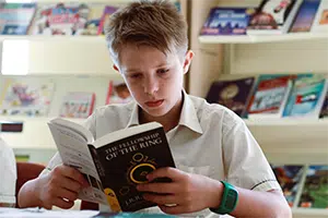 library - diyafahinternationalschool
